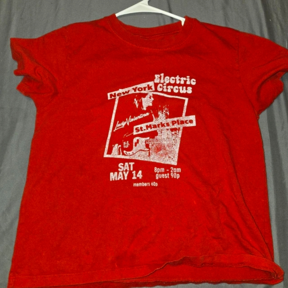 Brandy Melville electric circus baby tee in red